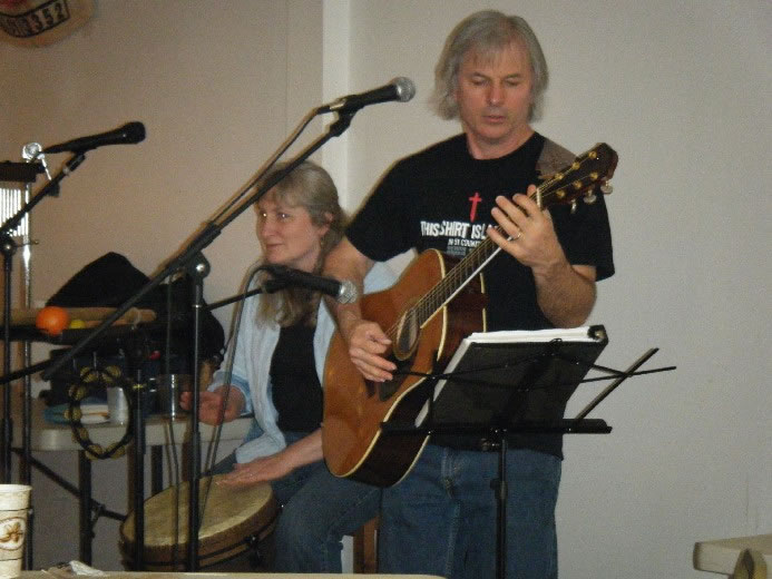 MS - Howie & Debbie at the Coffee House